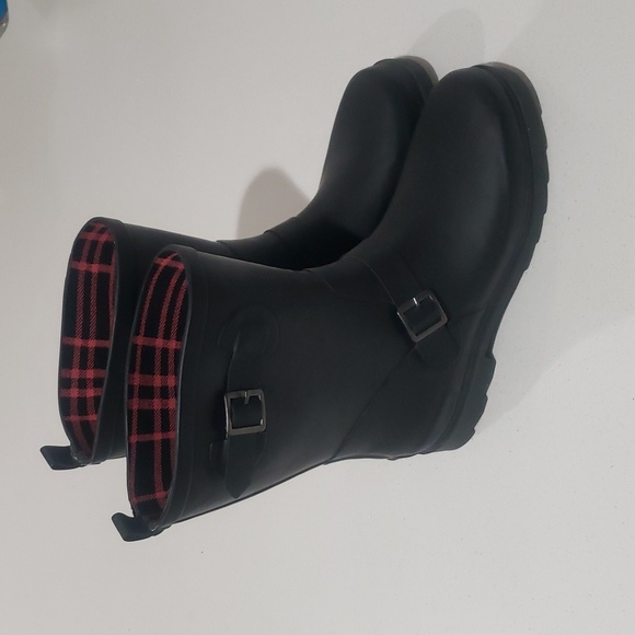 Dirty Laundry Black Rain Boots size 8 - Picture 2 of 8
